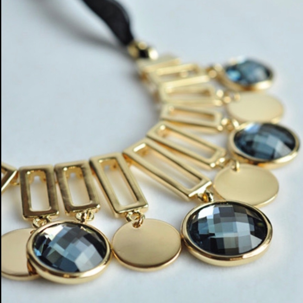 Reversible statement necklace - Picture 2 of 3